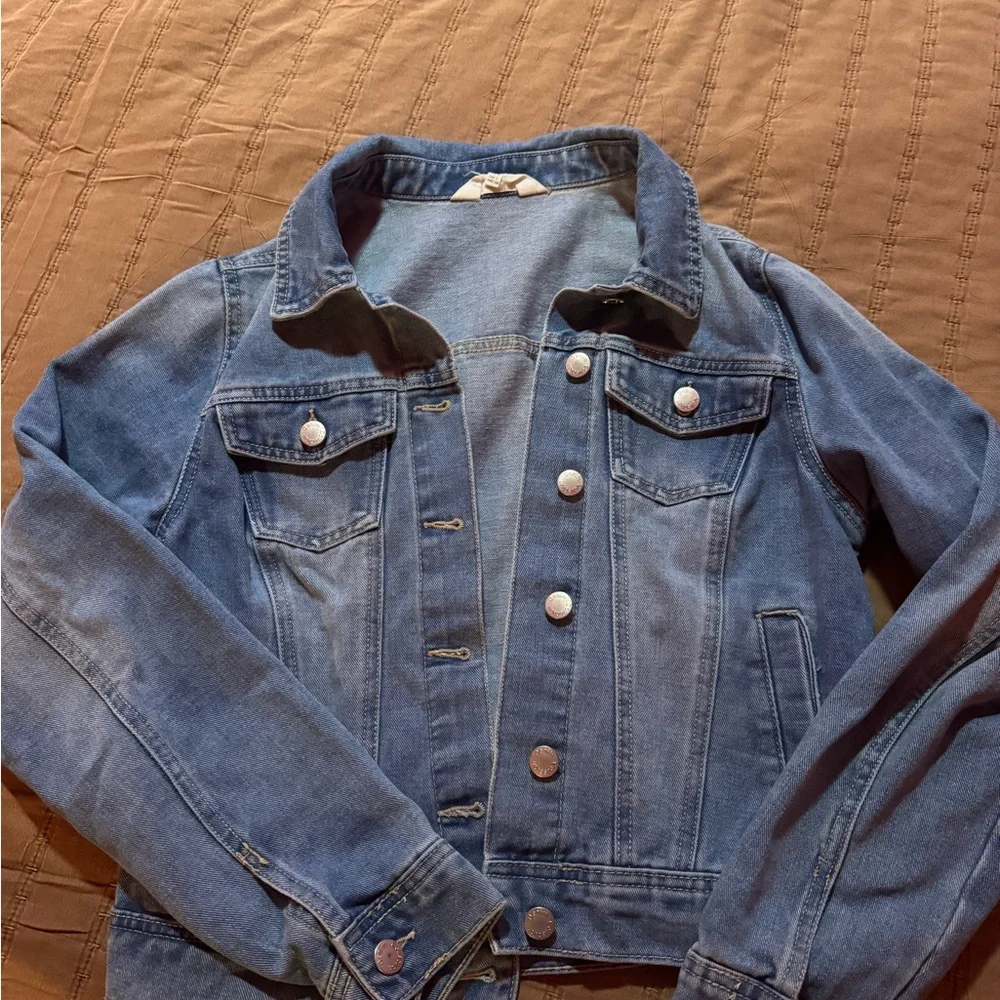 Jean Jacket - Picture 1 of 2